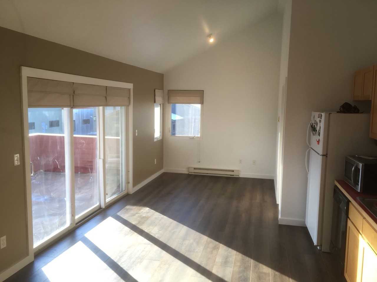 3123 Foxtail St #B - Photo 2 of 5
