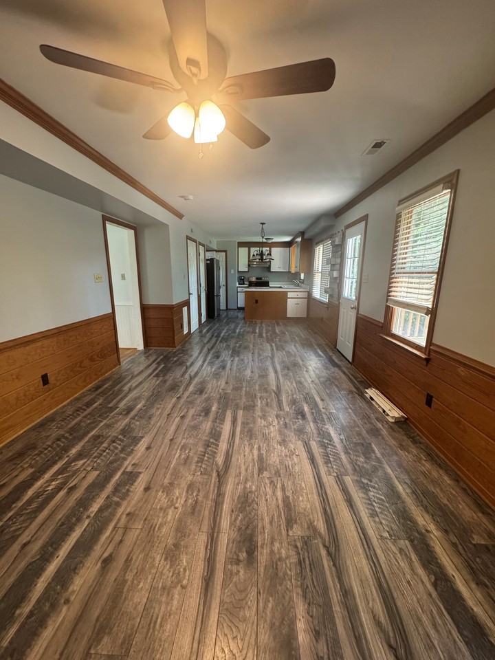 1421 Eastlook Ln #NA - Photo 5 of 22