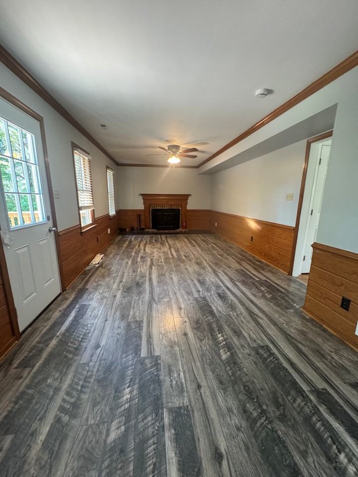 1421 Eastlook Ln #NA - Photo 6 of 22
