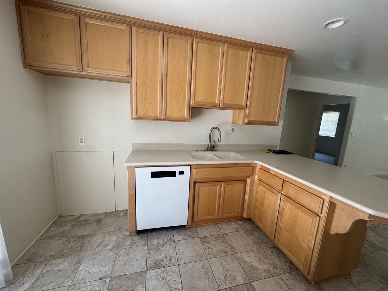8130 San Clemente Ave #NA - Photo 6 of 11
