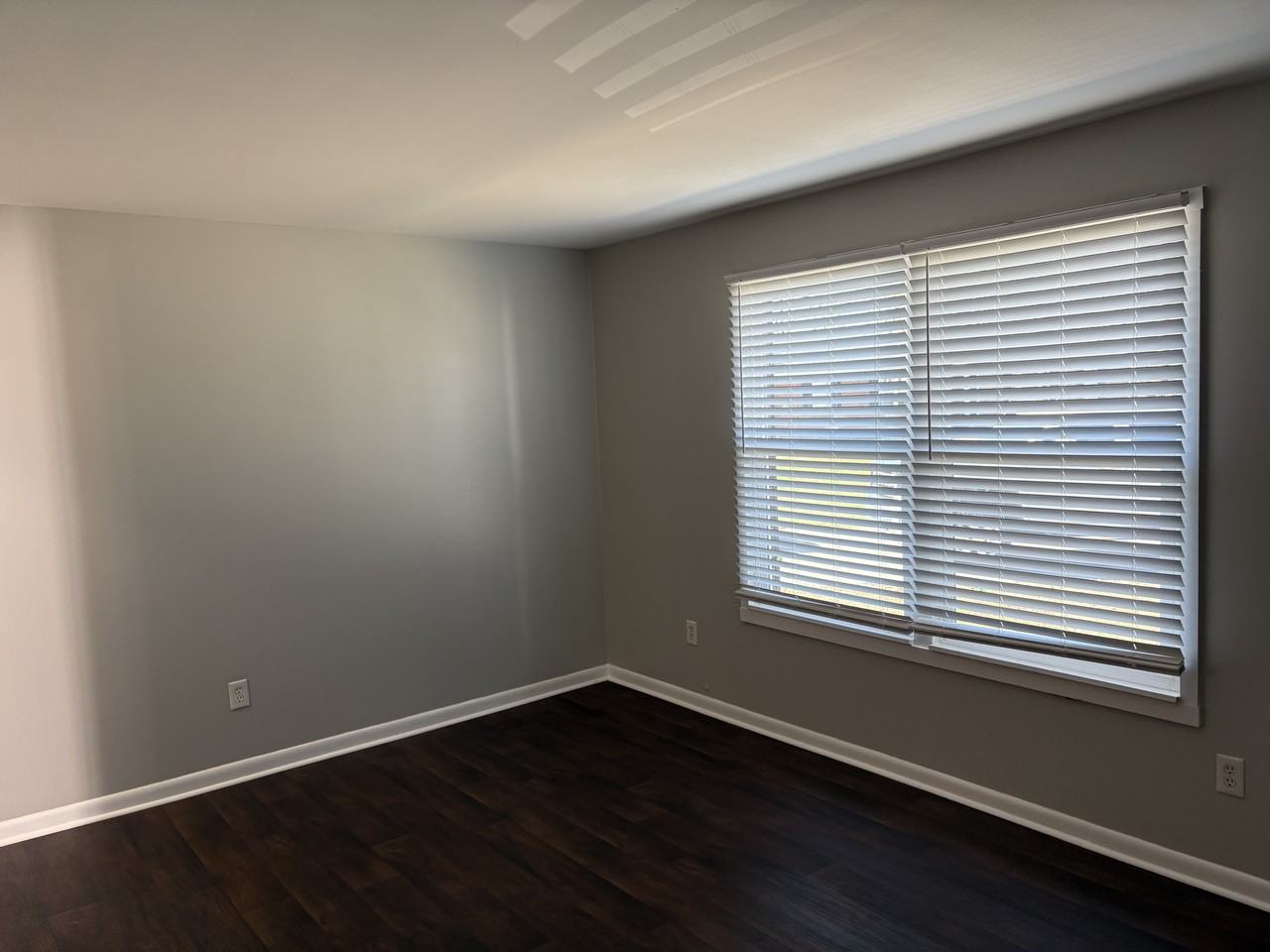 106 James Milton Ct #106 - Photo 3 of 8