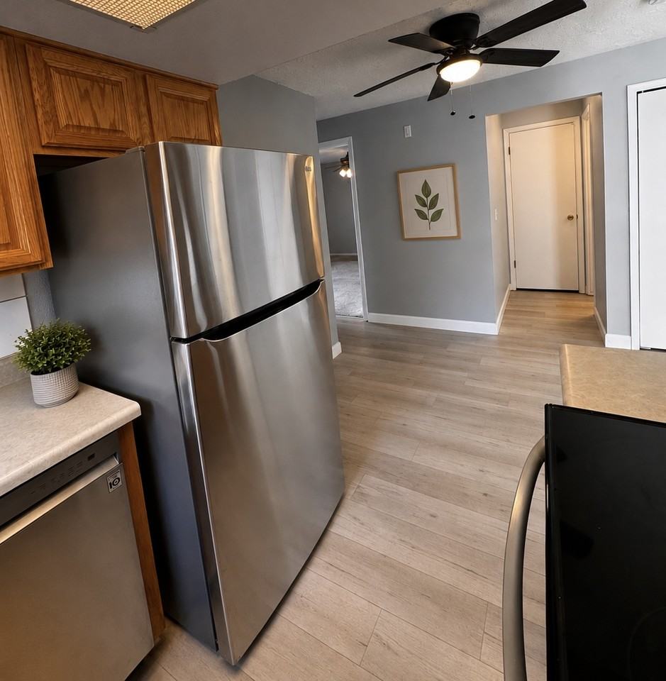 4646 S Quail Park Dr #J - Photo 4 of 34