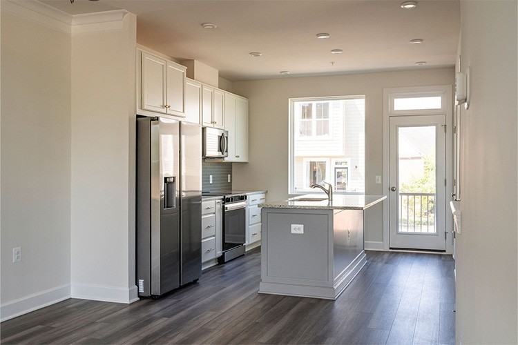 625 Belmont Bay Dr #NEW - Photo 3 of 4