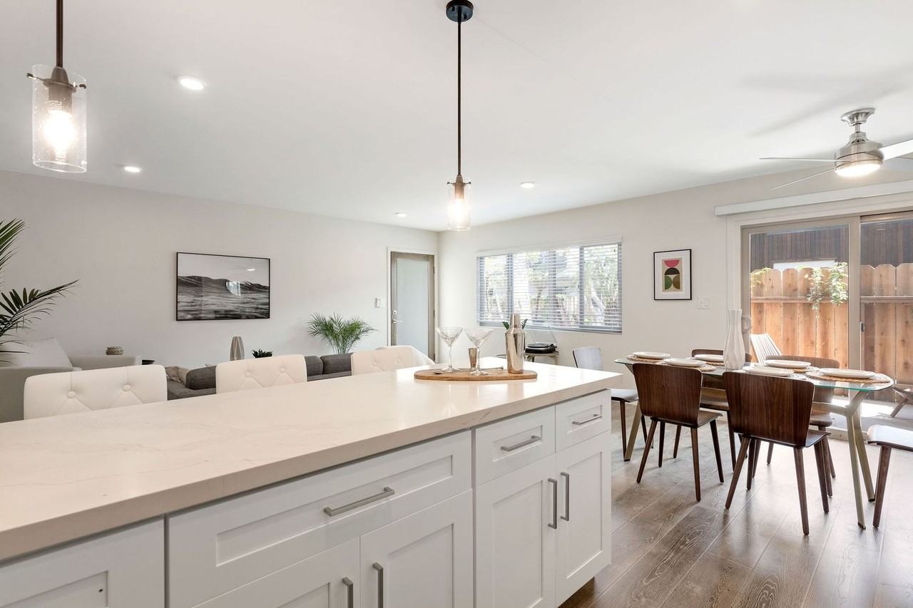 3450 Emerald (312 Calle Miramar LLC) - Photo 7 of 50