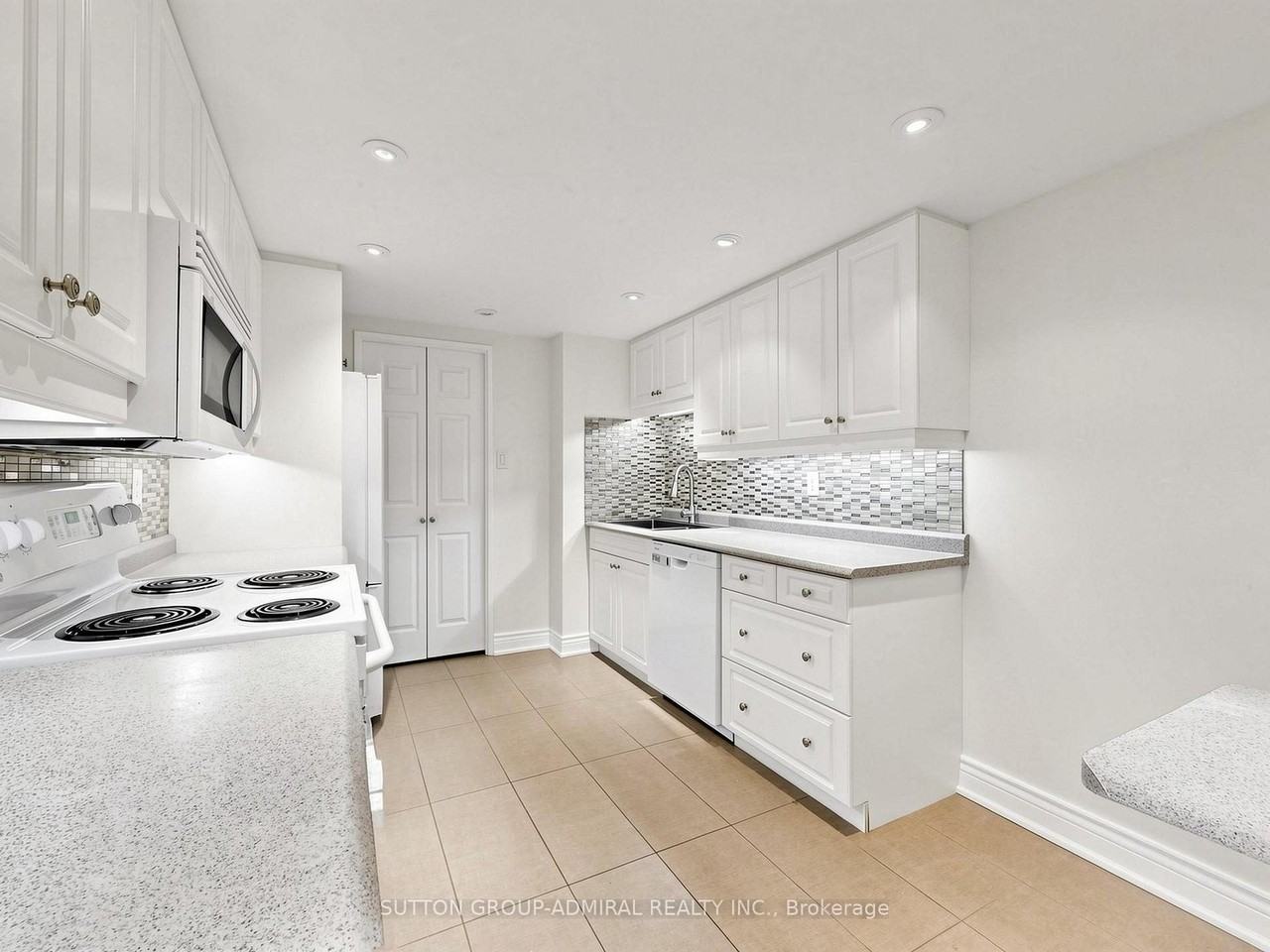 131 Torresdale Avenue - Photo 21