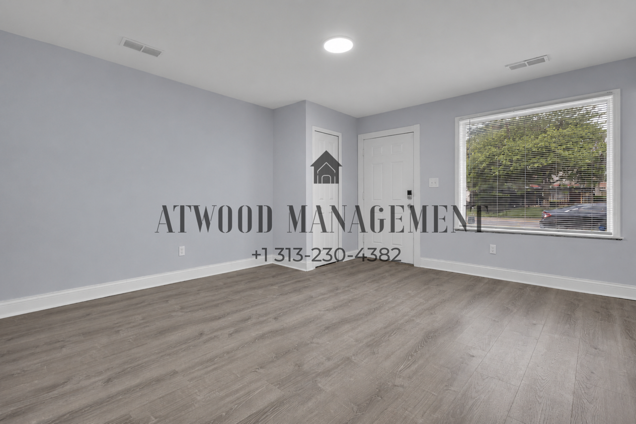 18666 Joseph Campau St - Photo 2 of 15
