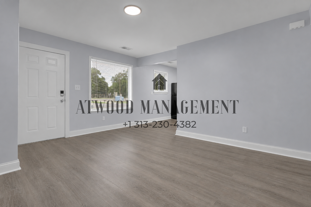 18666 Joseph Campau St - Photo 3 of 15