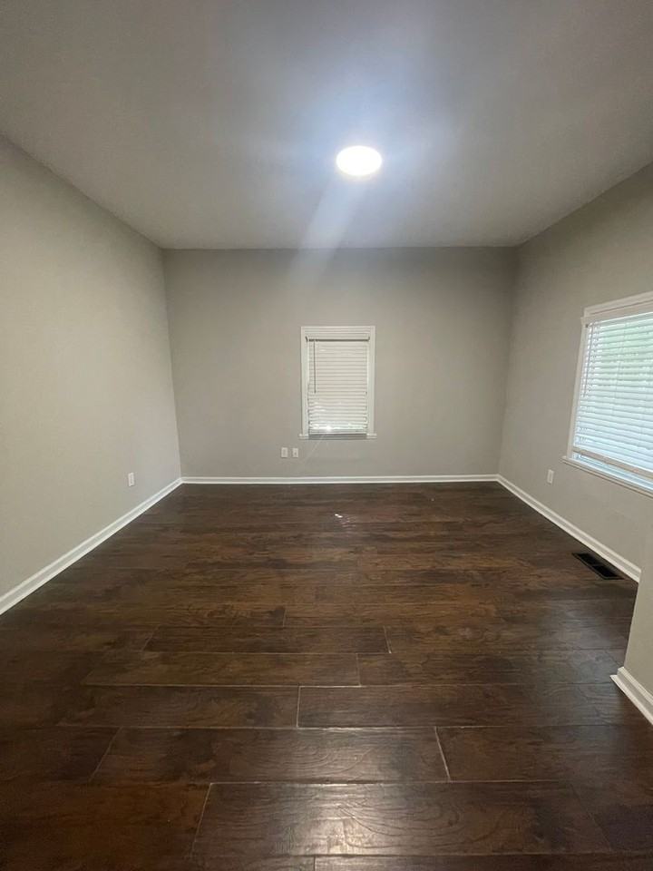 216 W Lee Ave - Photo 6 of 14
