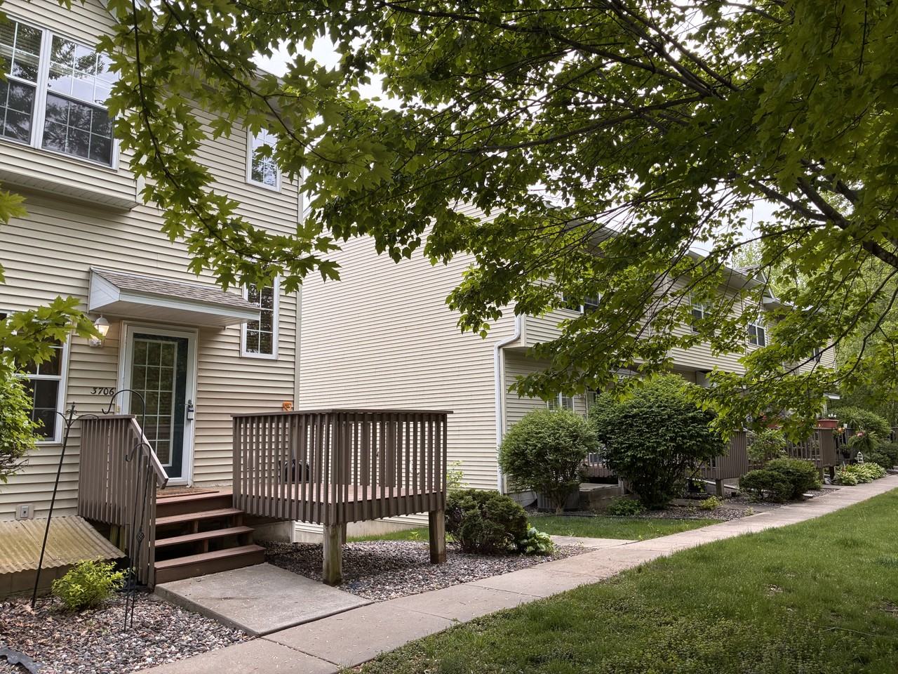 3706 Livingston Ave - Photo 2 of 27