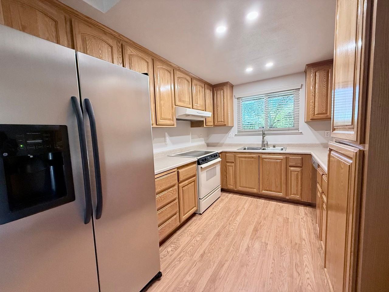 1008 Linier Ct - Photo 5 of 15