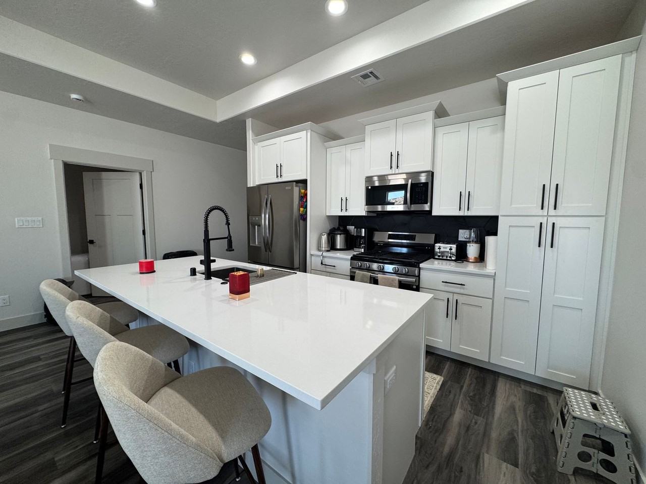 2620 Platinum Dr - Photo 5 of 14
