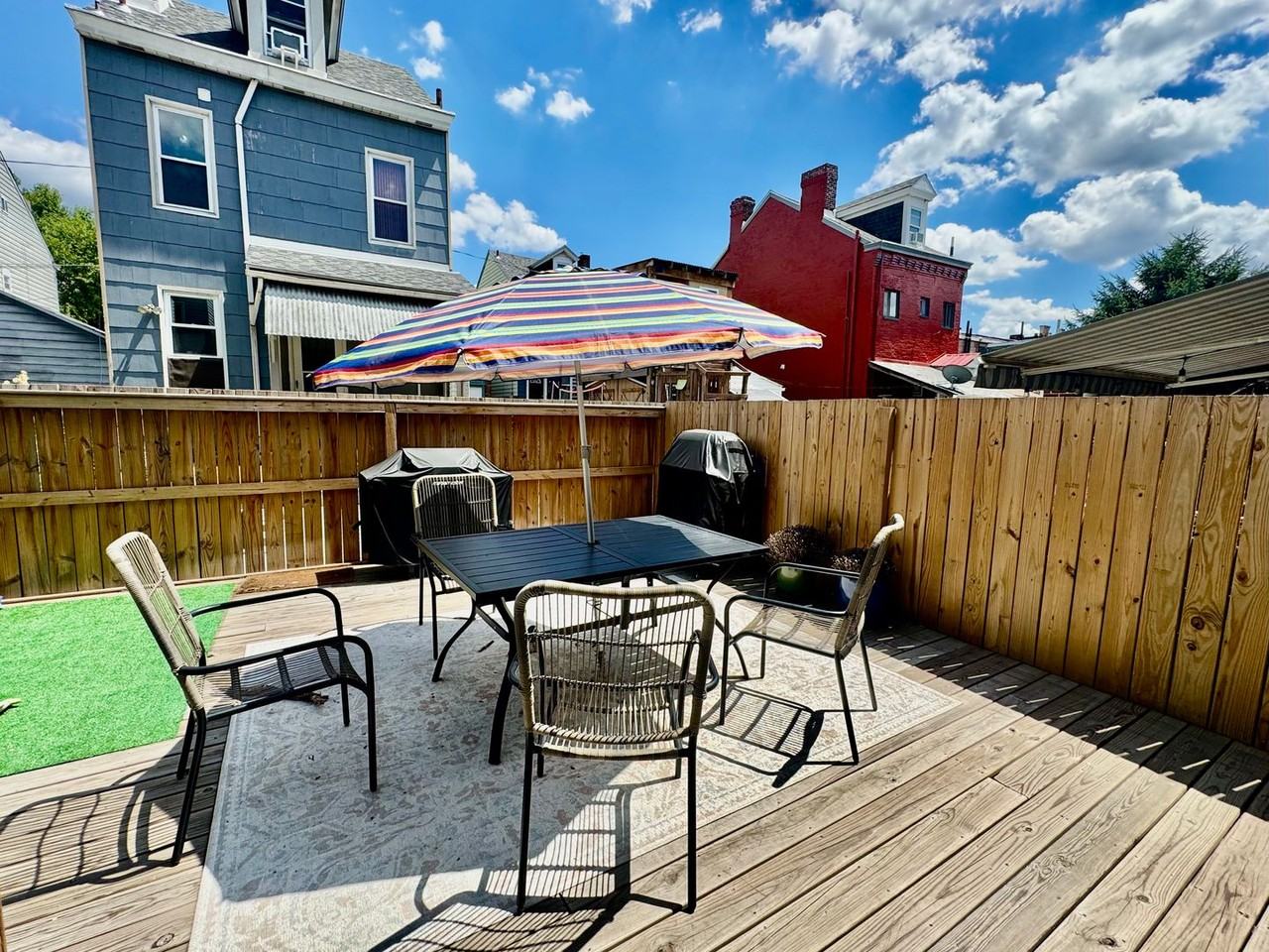 227 Ella St - Photo 4 of 28