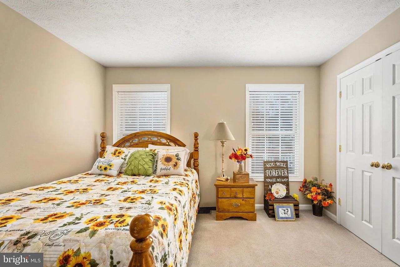 1223 Winfield Ct #NA - Photo 6 of 11