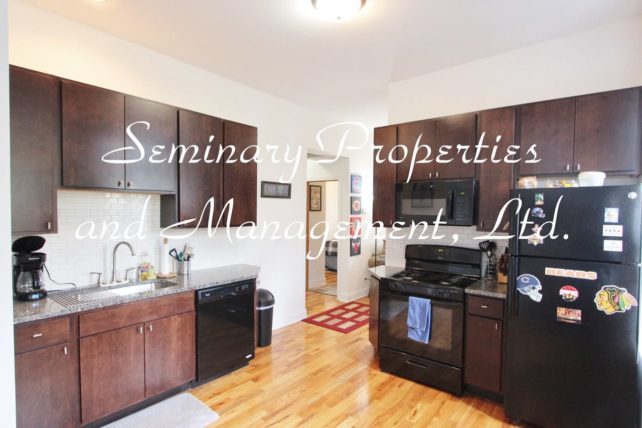 1714 W Sunnyside Ave - Photo 4 of 11