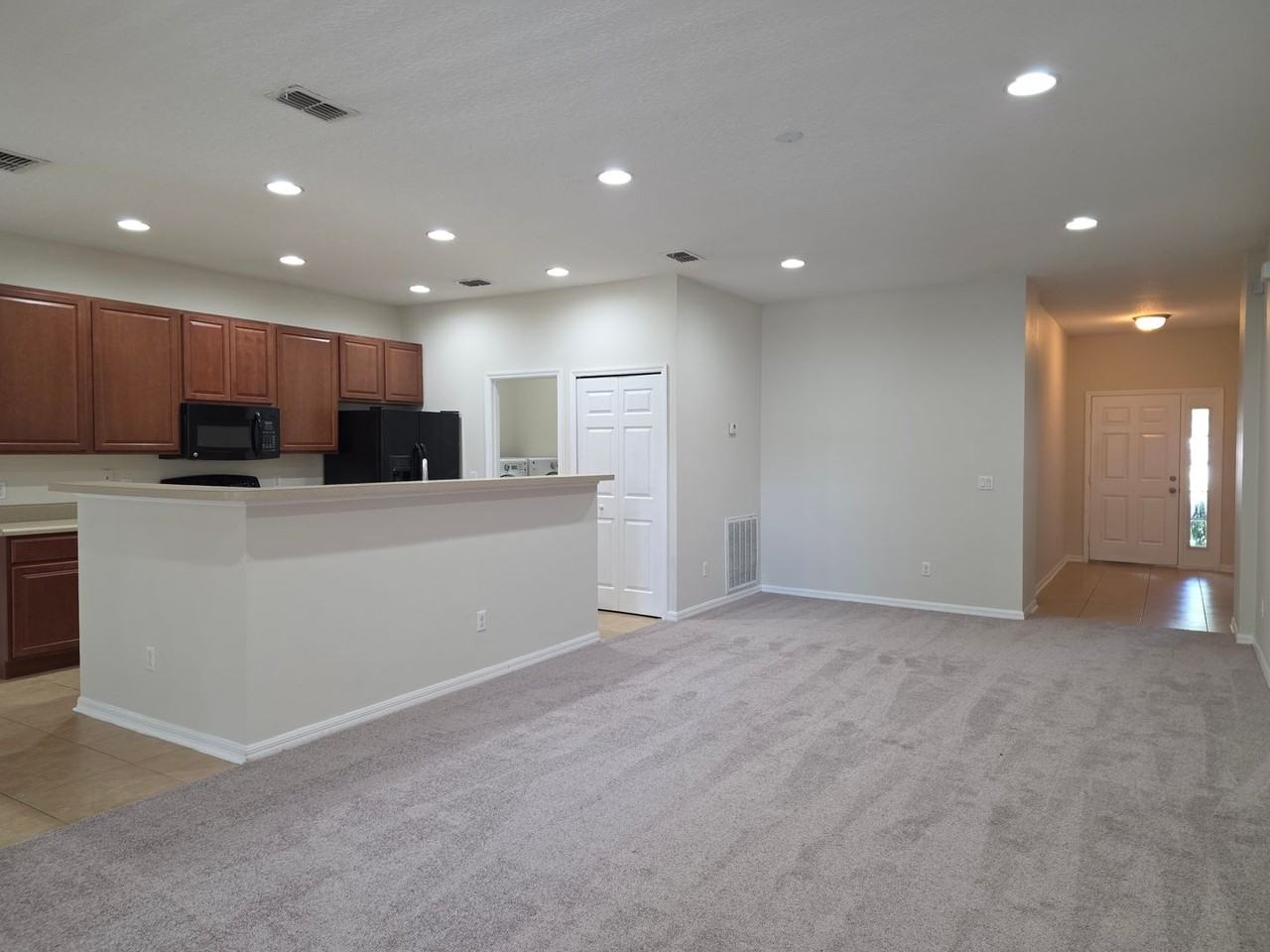 311 Rambling Cir - Photo 3 of 26