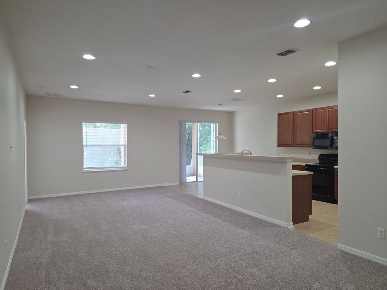 311 Rambling Cir - Photo 4 of 26