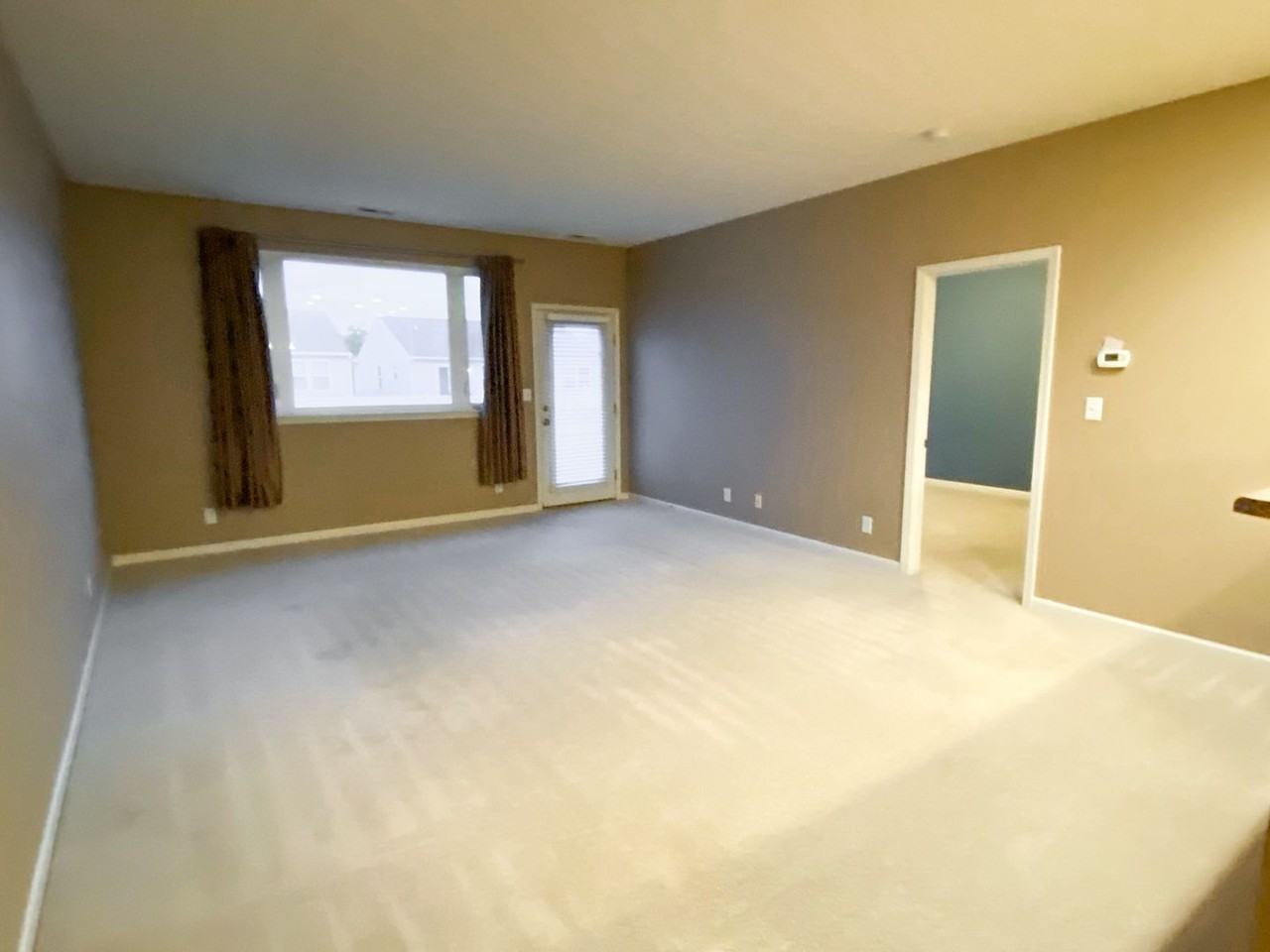 2388 Fleming Dr - Photo 7 of 16