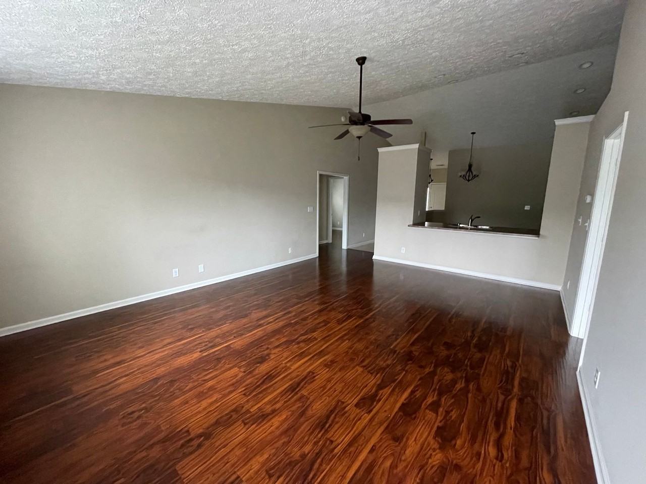 2412 Fleming Dr - Photo 6 of 22