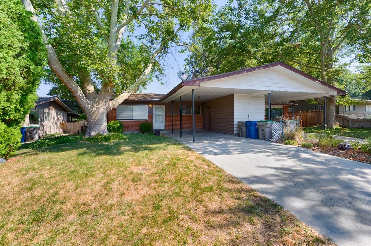 3410 W Sunset Ave - Photo 2 of 17