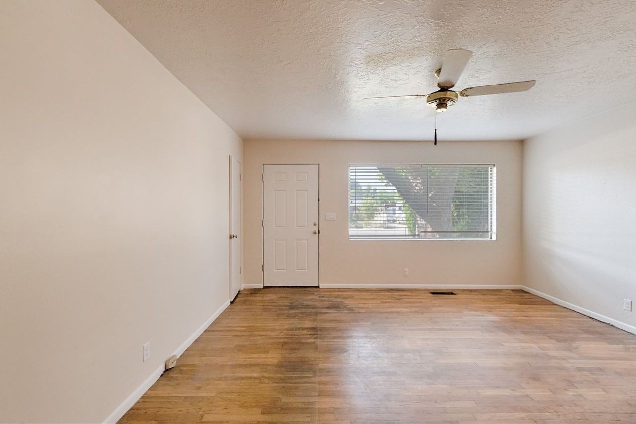 3410 W Sunset Ave - Photo 5 of 17