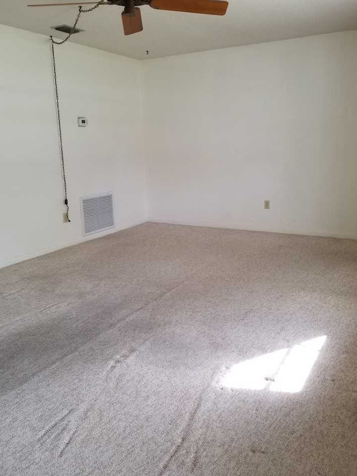 4248 Drummond Ave - Photo 2 of 12