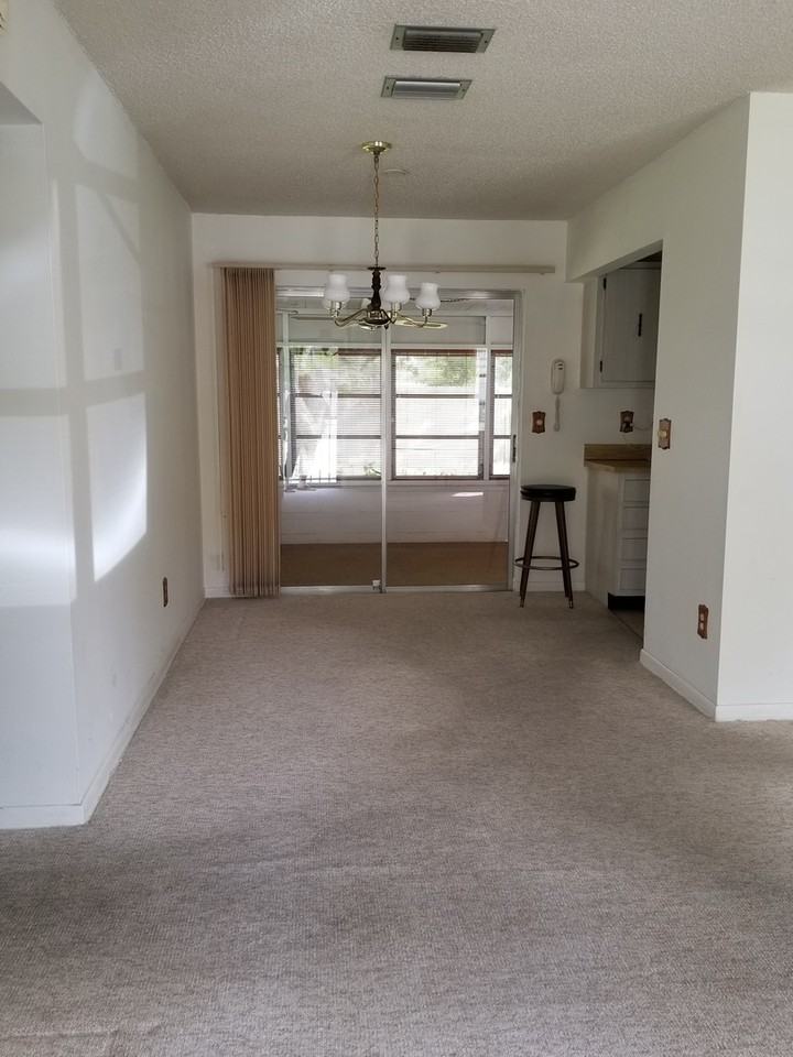4248 Drummond Ave - Photo 3 of 12
