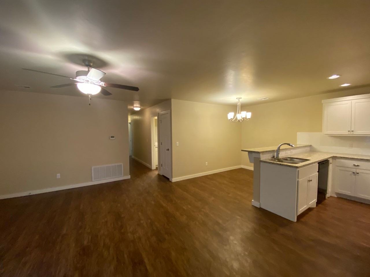 775 Sw 13th St - Photo 2 of 19