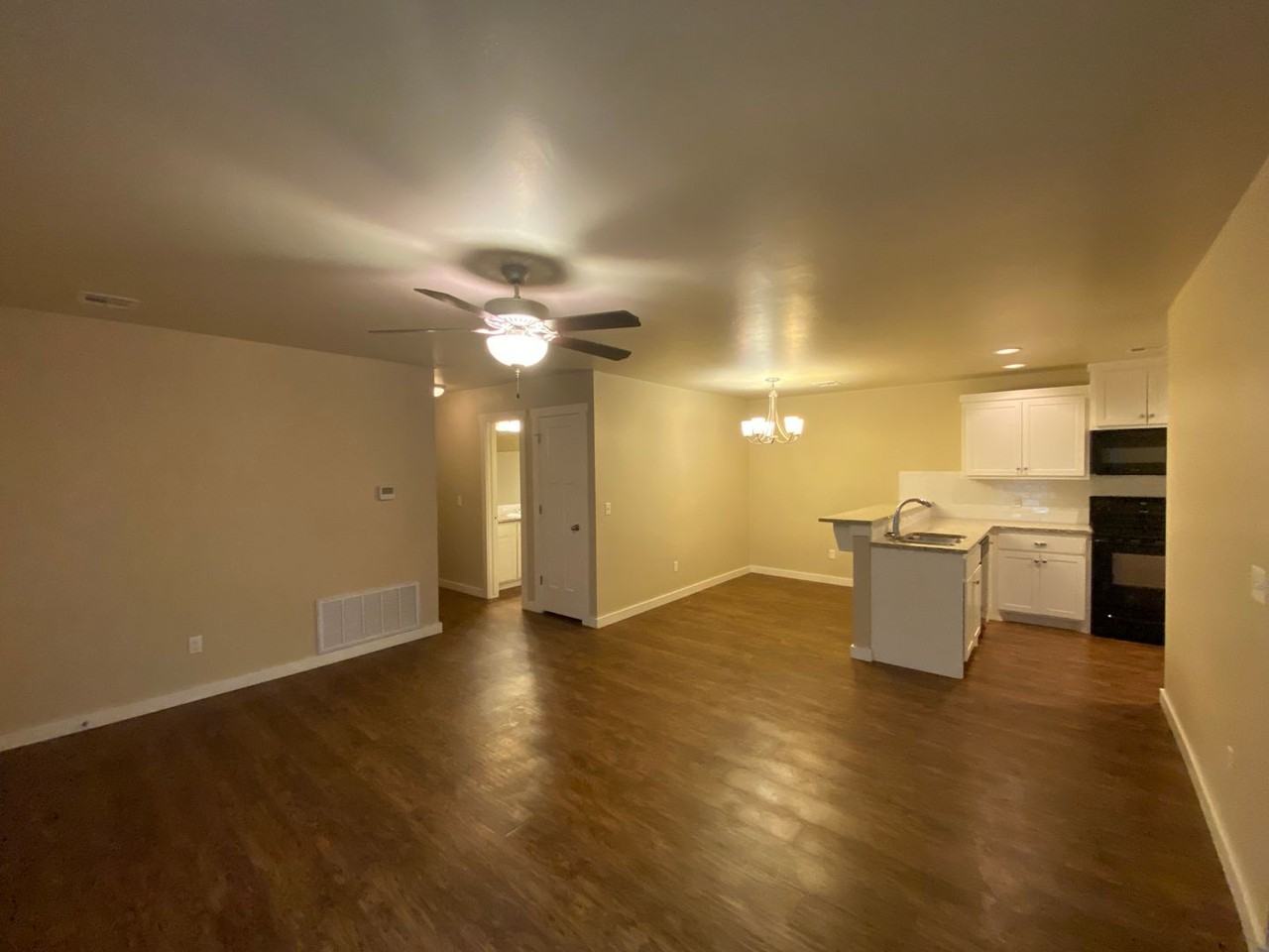 775 Sw 13th St - Photo 3 of 19