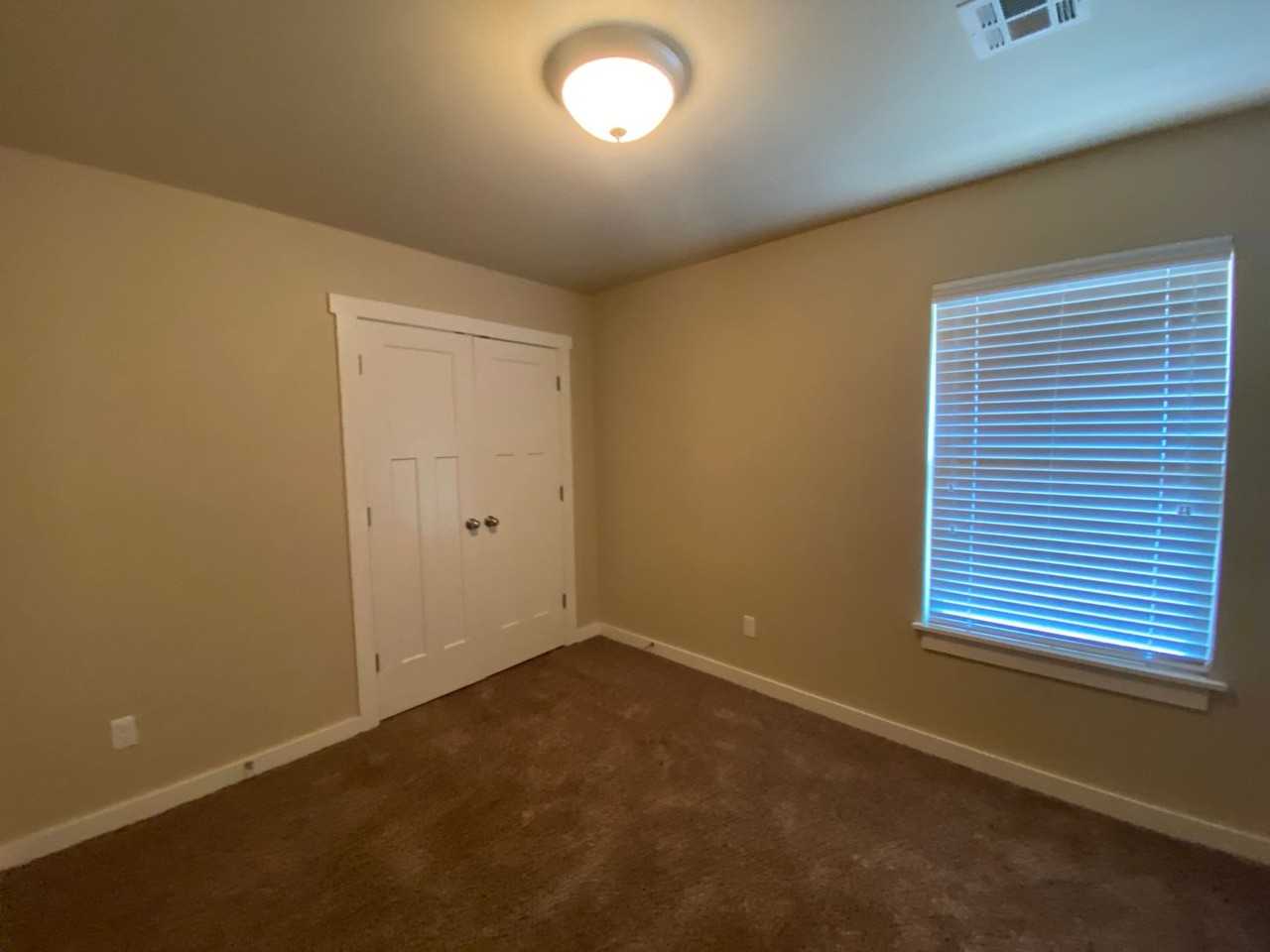 775 Sw 13th St - Photo 7 of 19