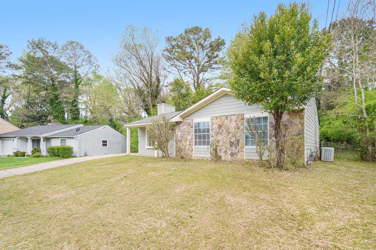 1263 Muirforest Ln