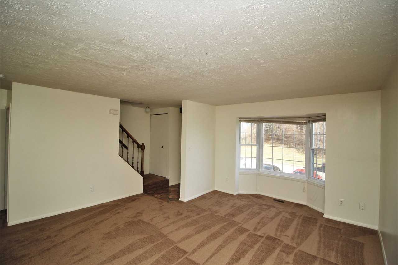 72 Stone Park Pl - Photo 2 of 30