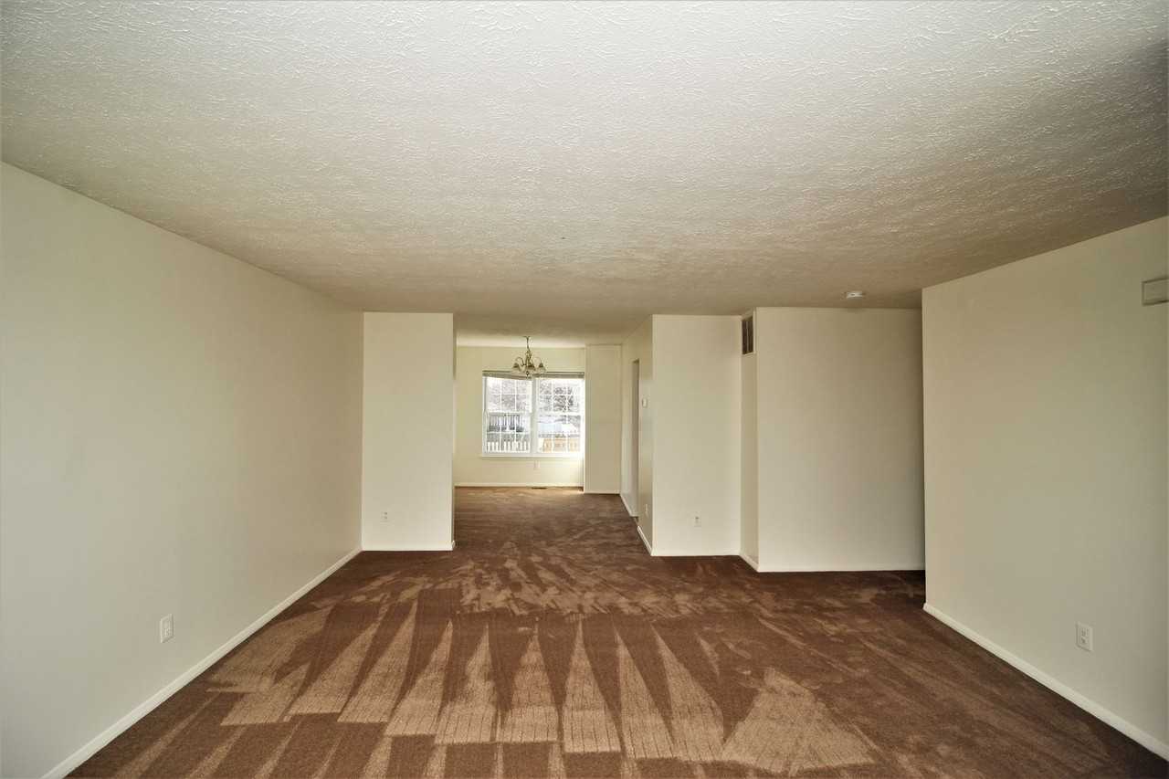 72 Stone Park Pl - Photo 3 of 30