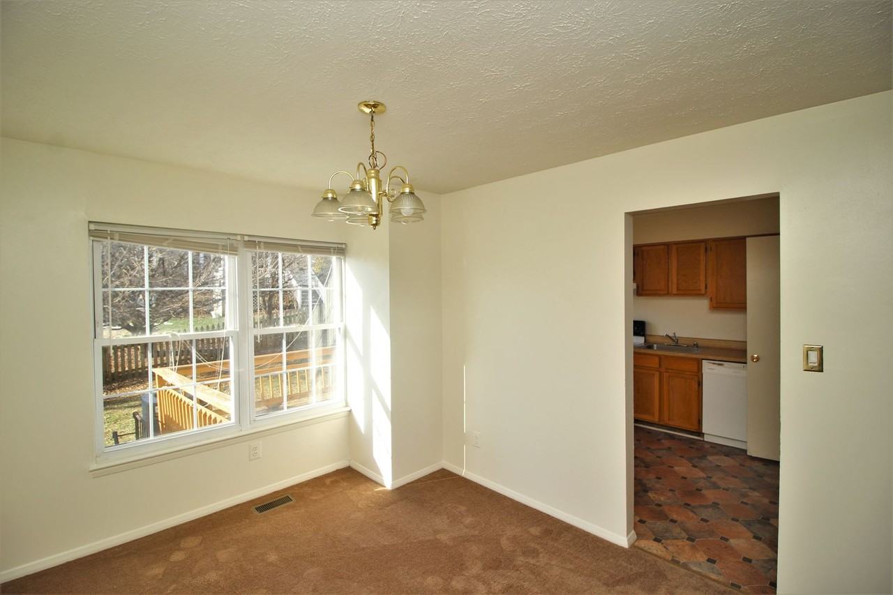 72 Stone Park Pl - Photo 6 of 30