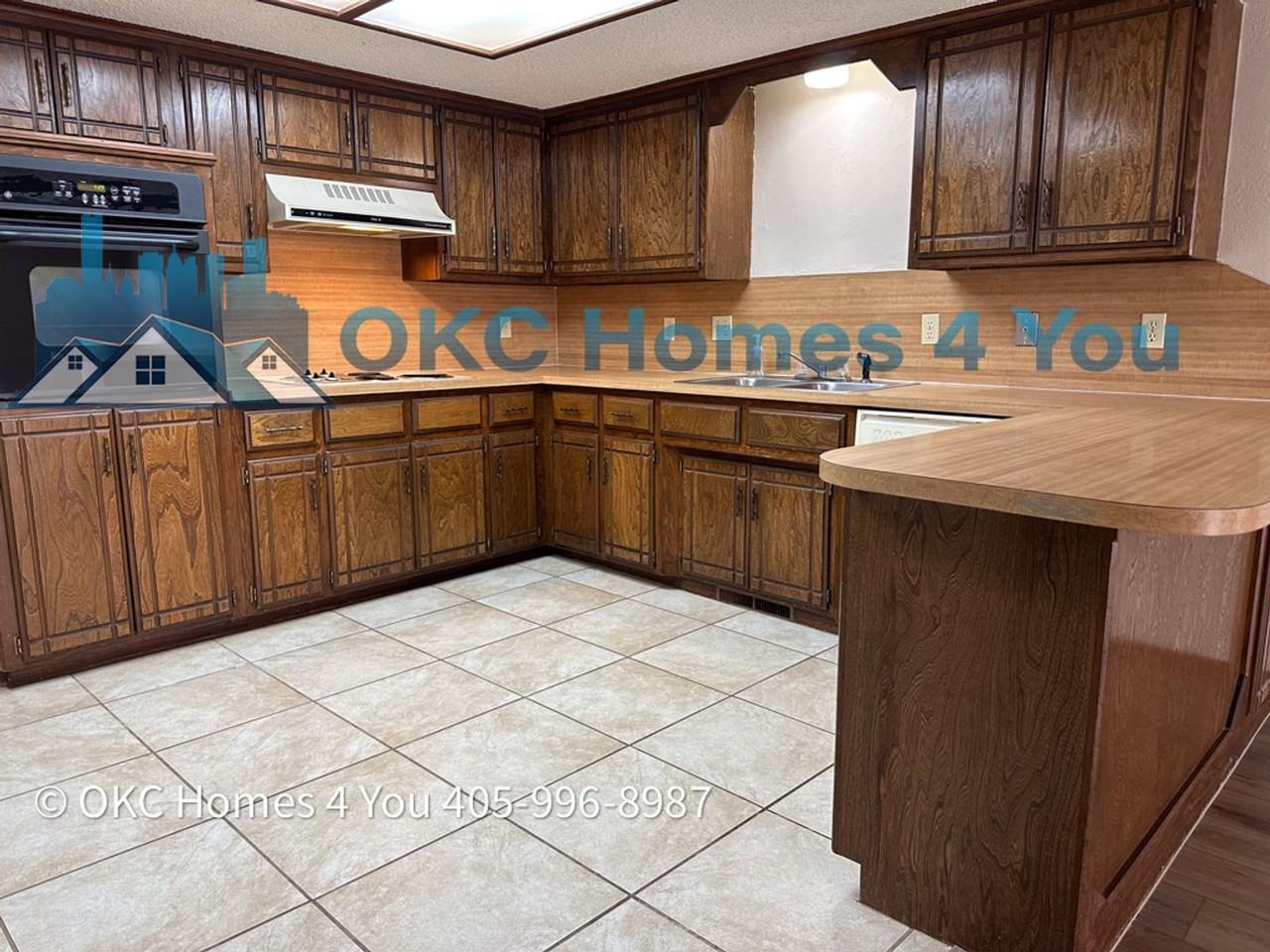 1109 Summerton Pl - Photo 4 of 16