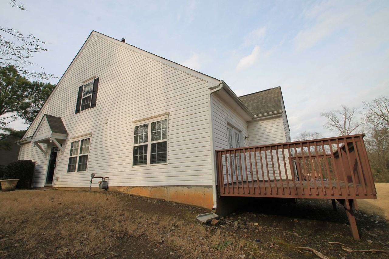 1439 Autumn Creek Ct - Photo 5 of 5