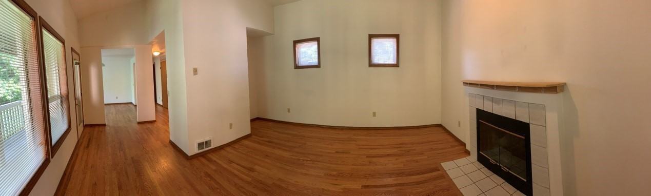 12308 35th Ave Ne - Photo 4 of 21