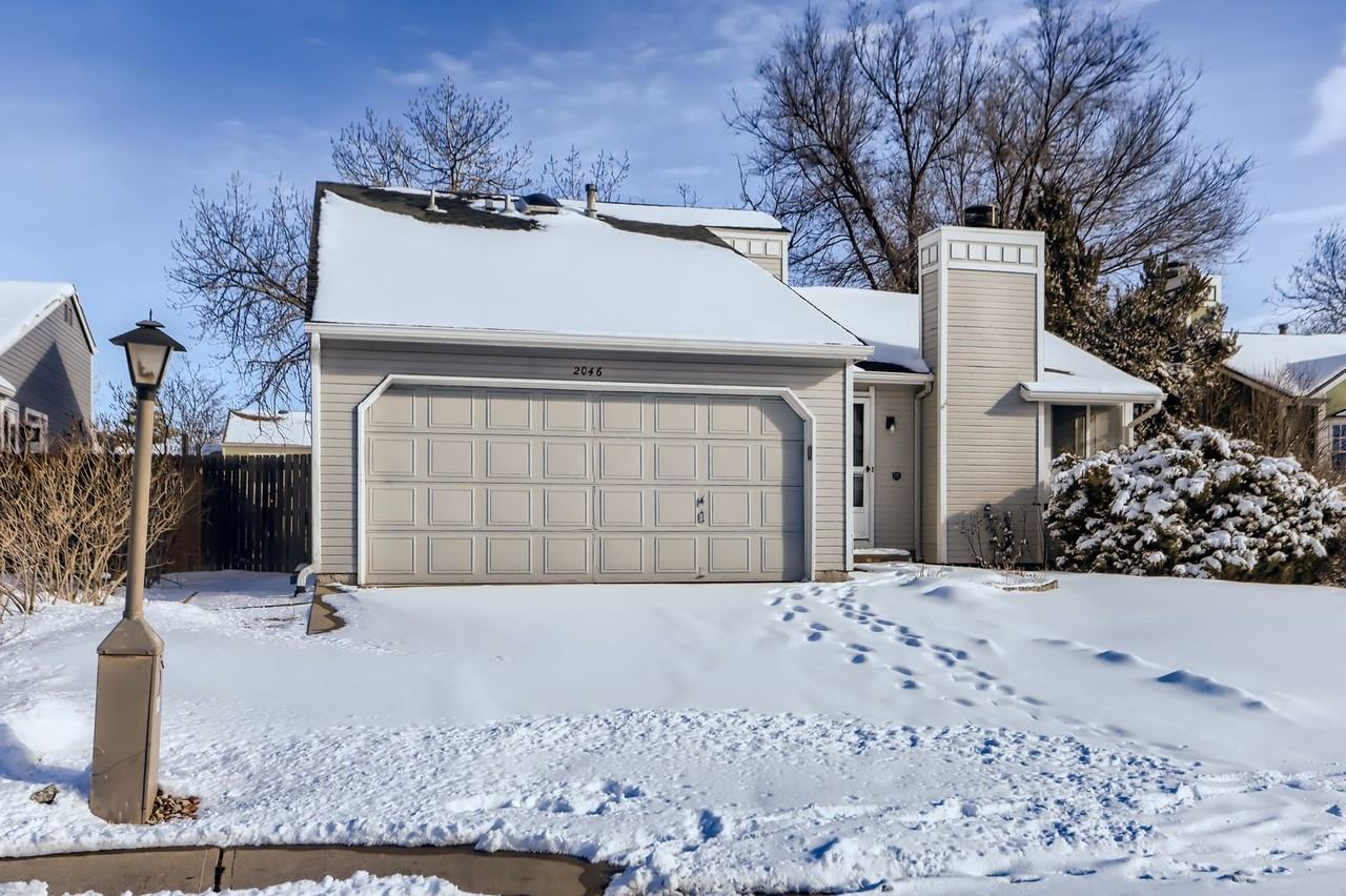 2046 Sumac St - Photo 2 of 28