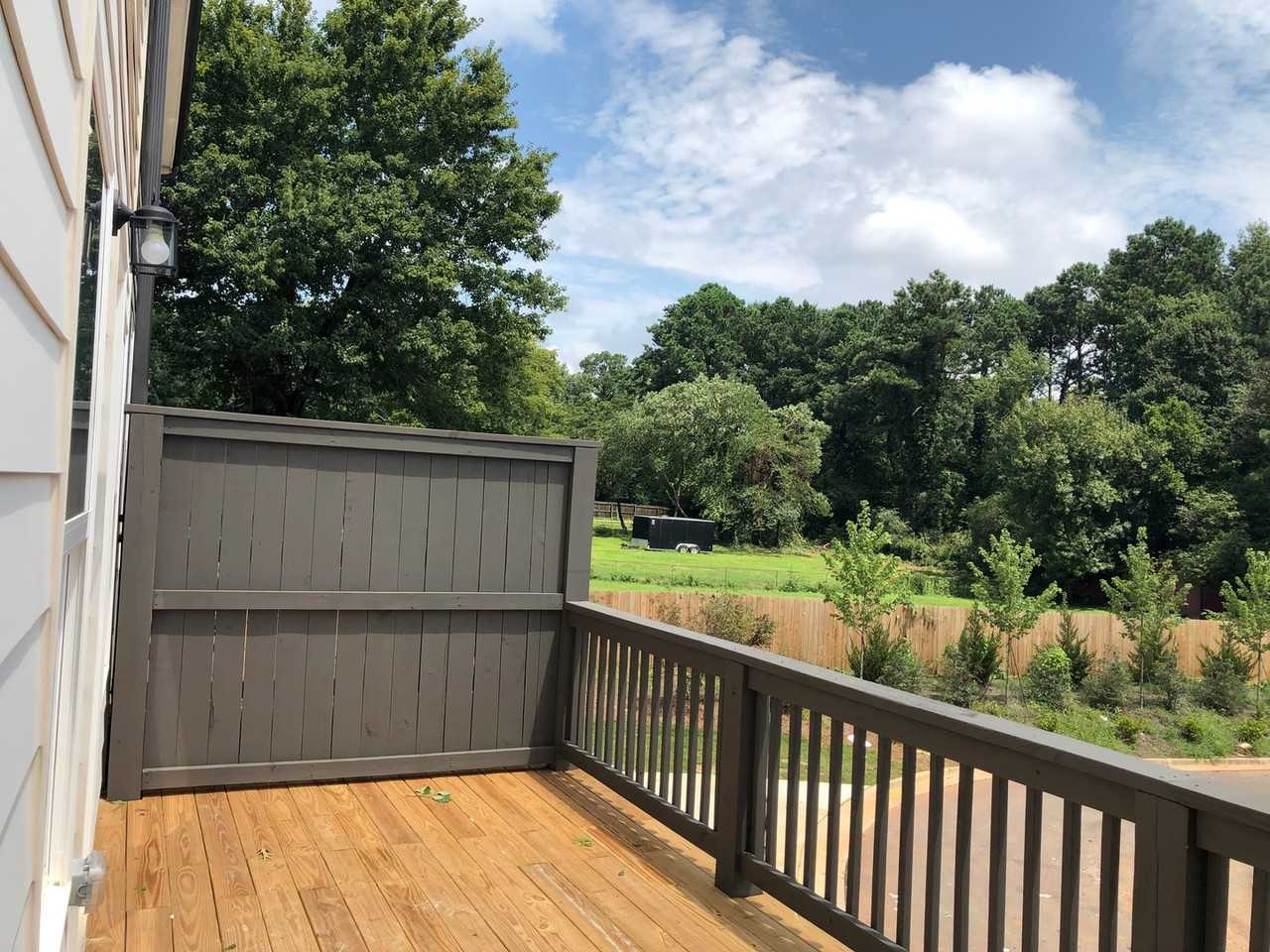 3792 Oxford Cir - Photo 4 of 11