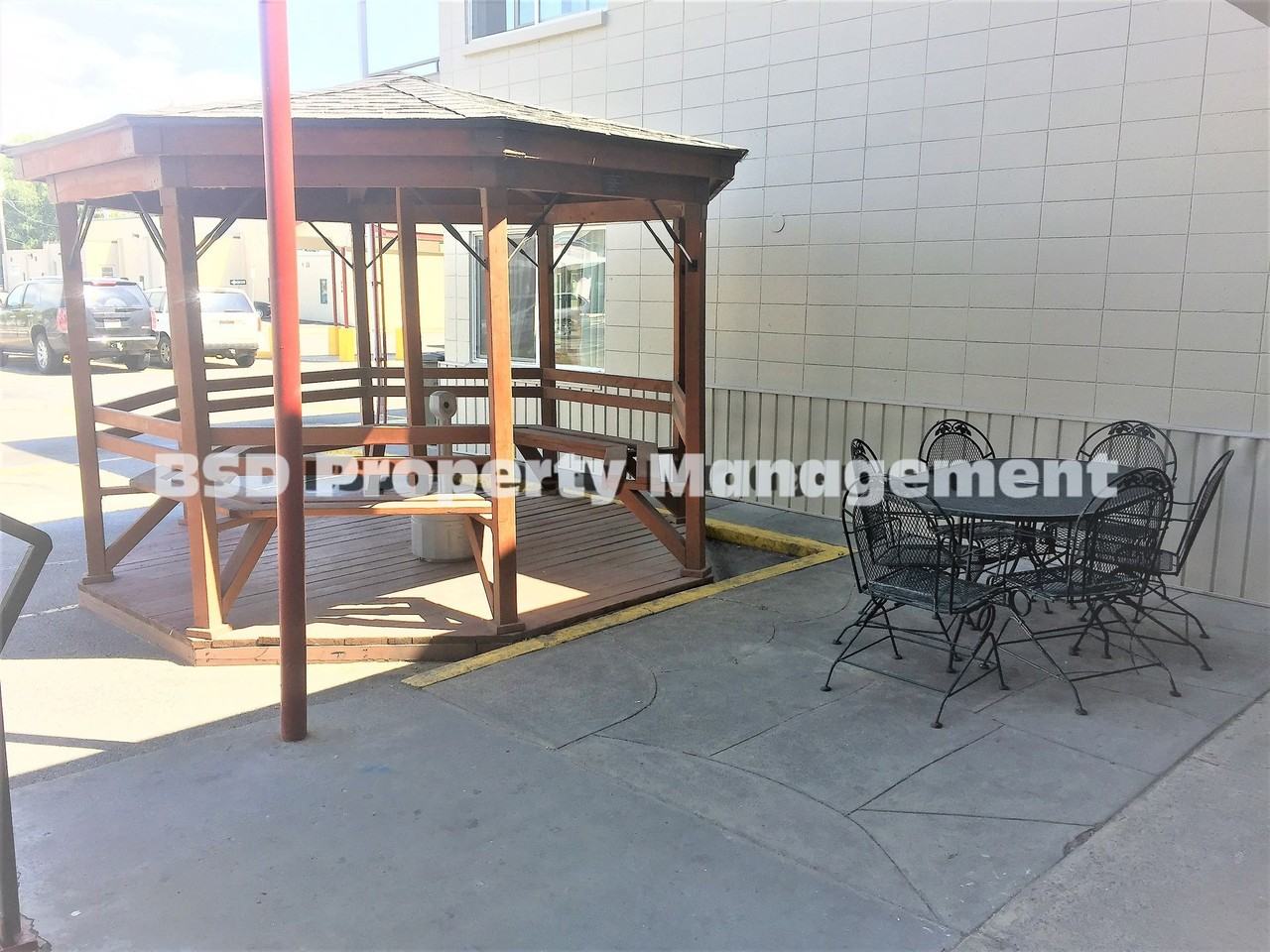 Fully furnished monthly apartments in downtown Idaho Falls! - Photo 3 of 24