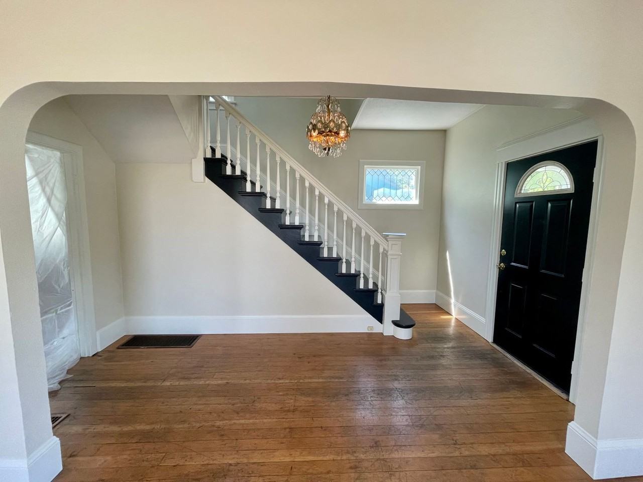 3018 Se 7th Ave - Photo 3 of 23