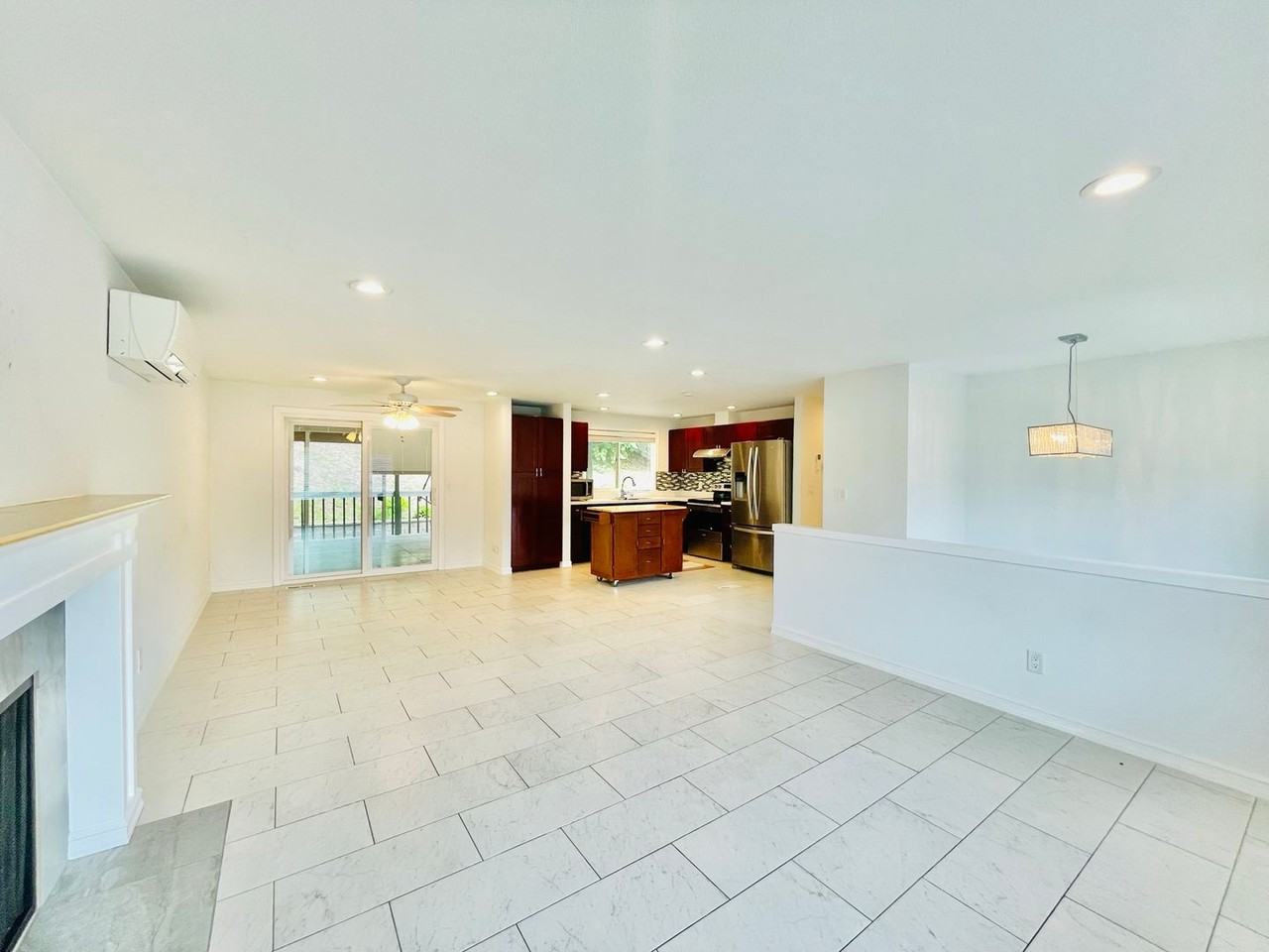 5614 17th Ave Sw - Photo 5 of 26