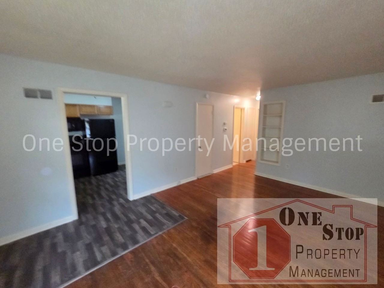 509 Se Browning Ave - Photo 4 of 18