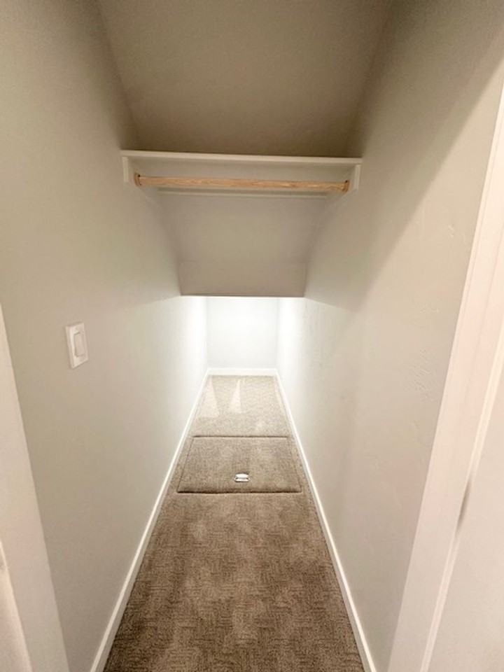 6832 W Corona St - Photo 7 of 50