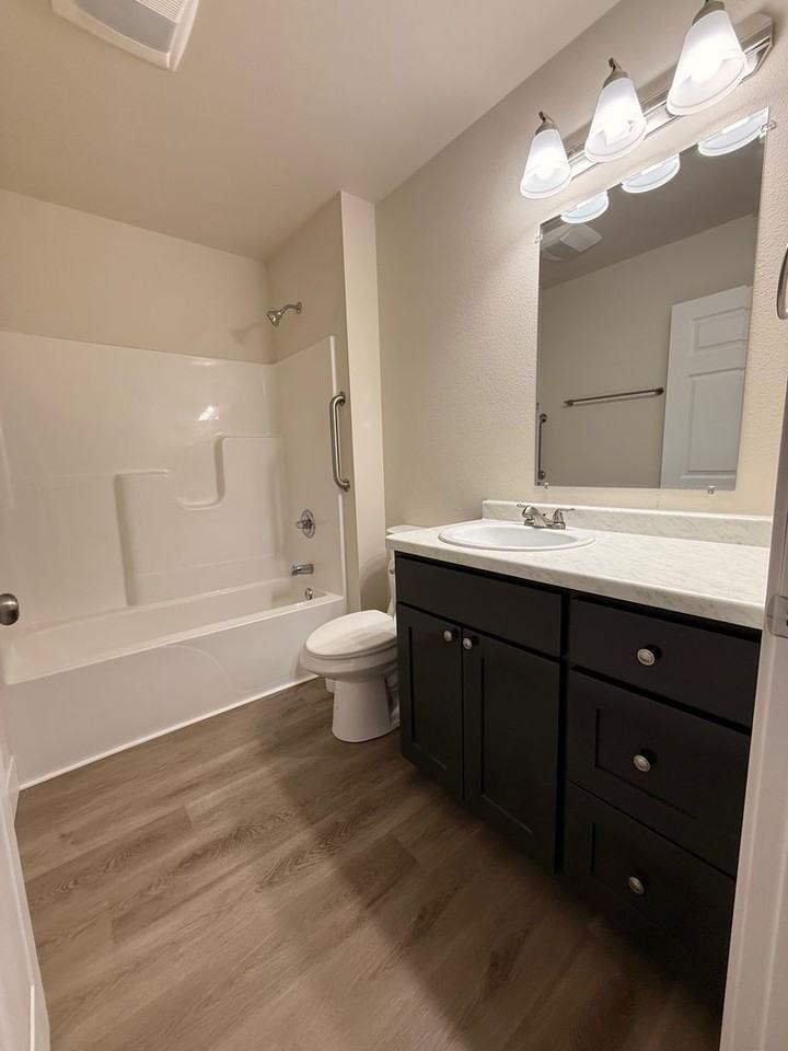 6535 Anderton Ave - Photo 3 of 10