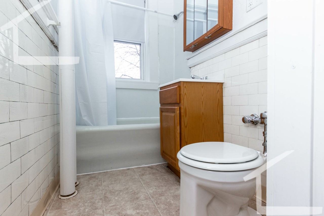 1163B Boylston St - Photo 7 of 9