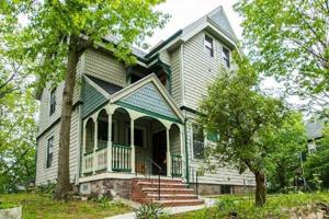 featured image of 2 Beech Glen St