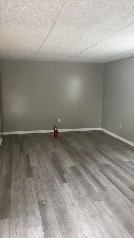2401 Jammes Rd - Photo 5 of 6