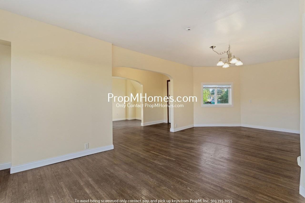 19825 19825 SE Stark Street - NEW PROPERTY - Photo 7 of 37