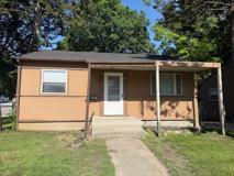 102 S Maple Ave - Photo 1 of 1