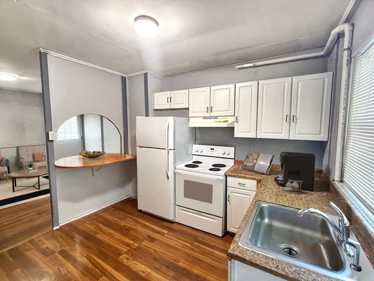 102 S Maple Ave - Photo 5 of 10